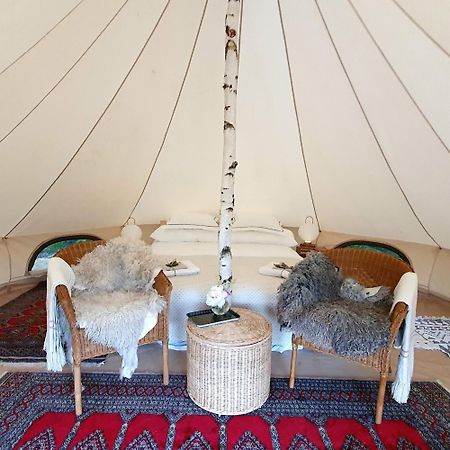 Готель Skalbo Gardsglamping Єрвсе Екстер'єр фото